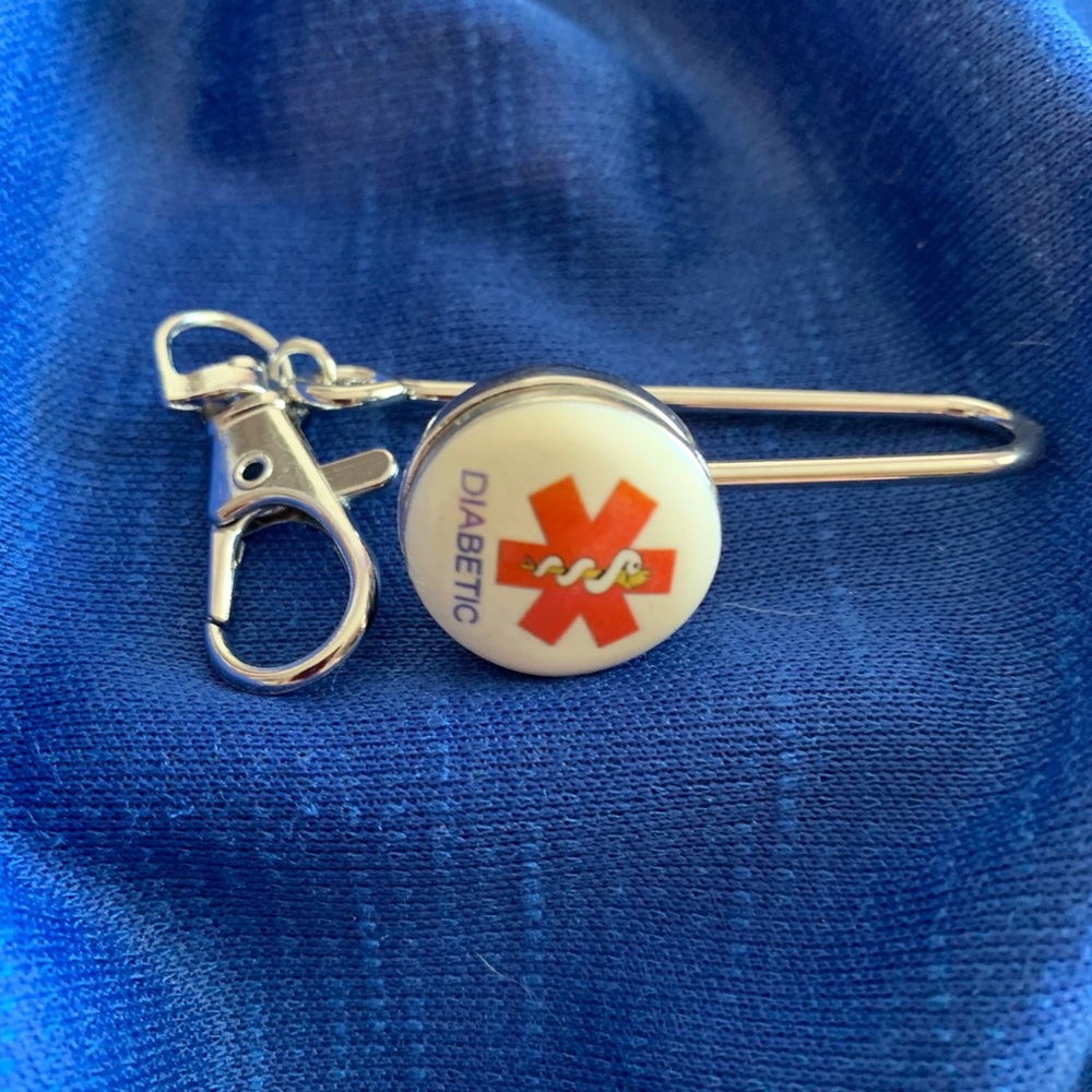 Purse holder snap keychain.